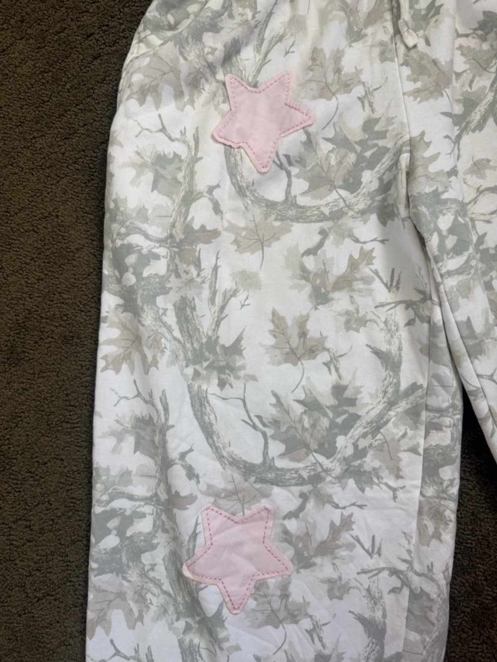 New Megan Moroney Graphic Camo Star Jogger Sweatpants pants size XS Viral Target - Picture 2 of 8